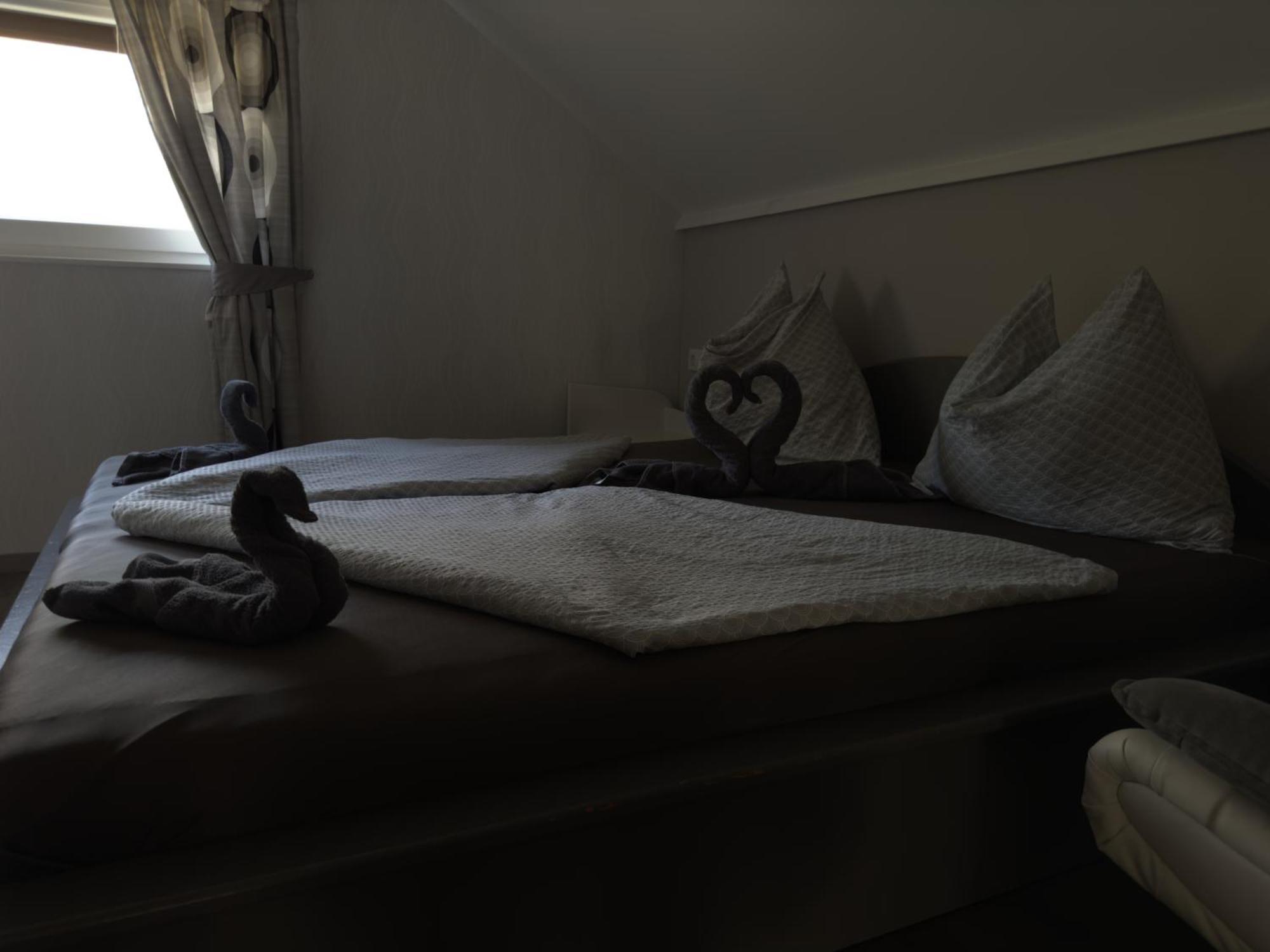 Rozsa Apartman Alsoors Room photo